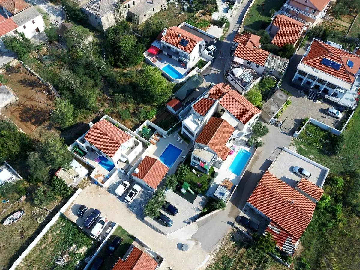 Corte Villas & Apartments - Ae1043 普利拉卡 克罗地亚