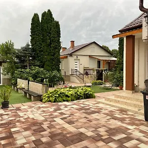  Apartman Adam Magyarország